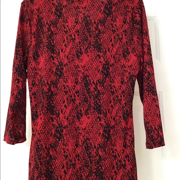 Top - Picture 2 of 9